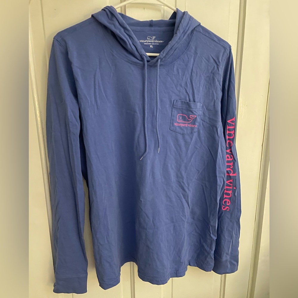 Vineyard Vines hooded long sleeve shirt